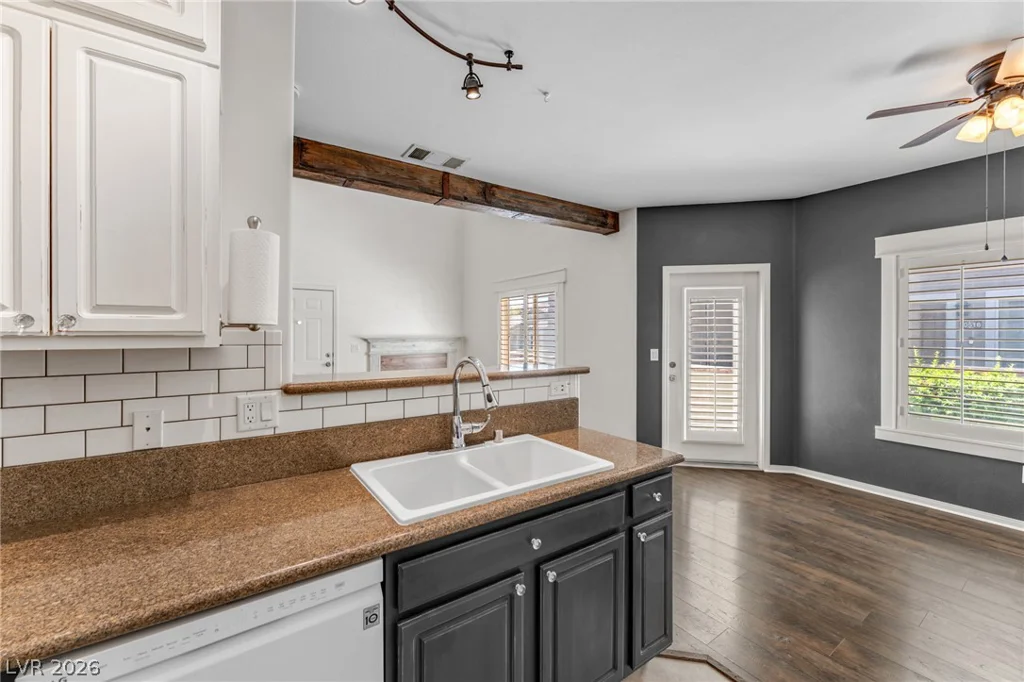 10515 Gold Shadow, Las Vegas, NV 89129