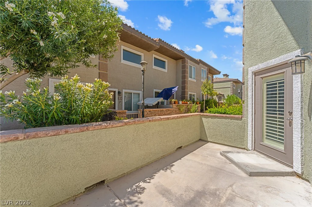 10515 Gold Shadow, Las Vegas, NV 89129