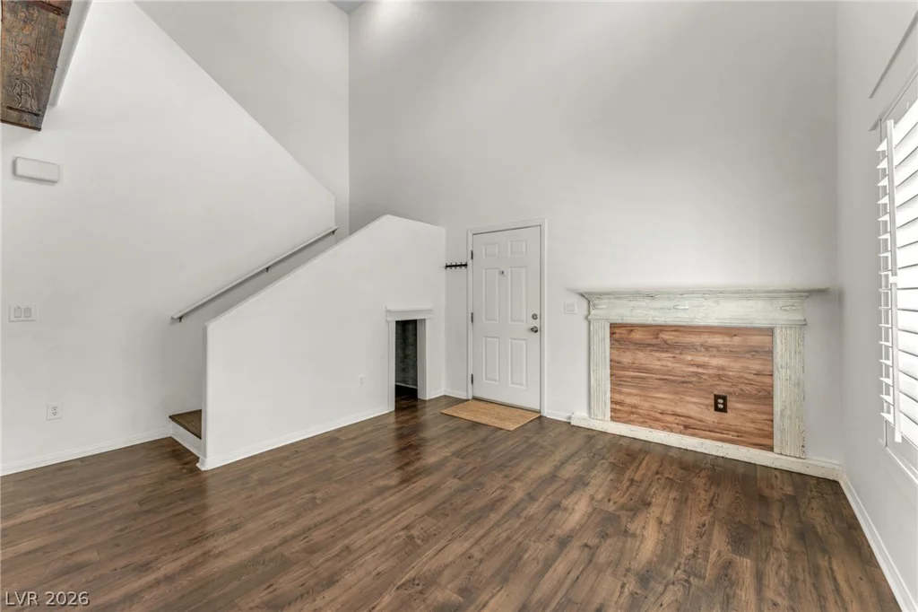 10515 Gold Shadow, Las Vegas, NV 89129