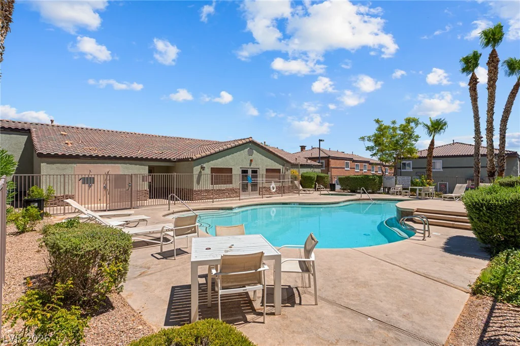 10515 Gold Shadow, Las Vegas, NV 89129