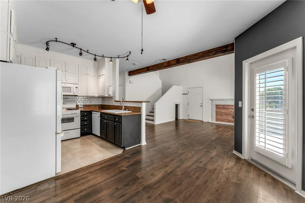 10515 Gold Shadow, Las Vegas, NV 89129