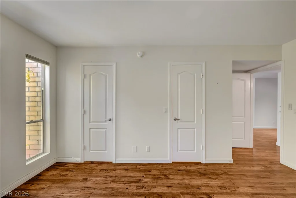 650 Oakmont, Las Vegas, NV 89109
