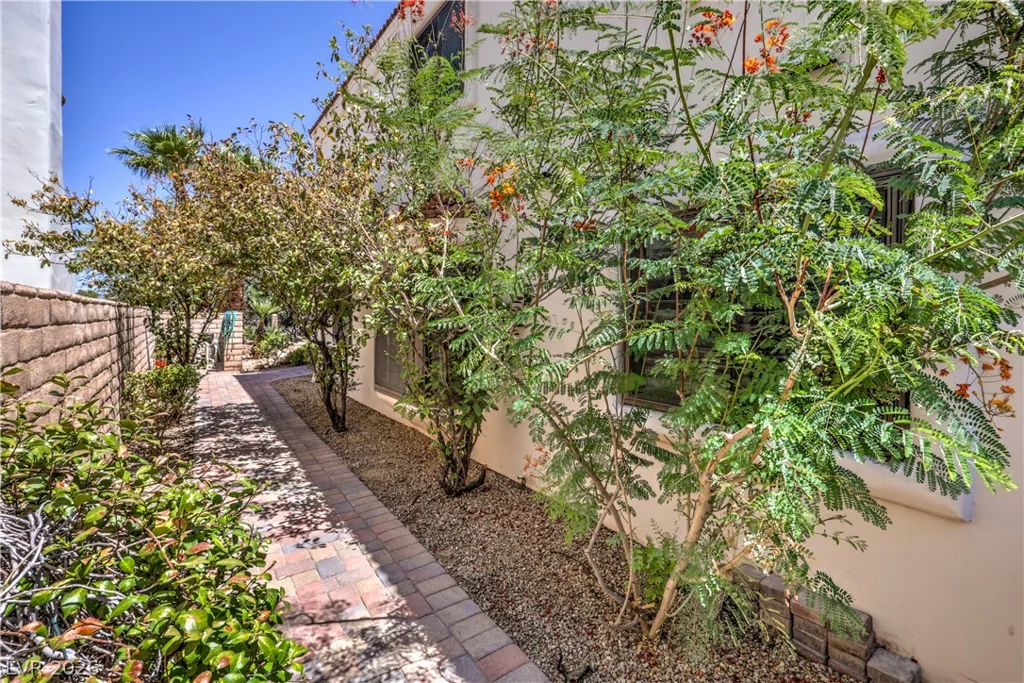 5380 Painted Sunrise, Las Vegas, NV 89149