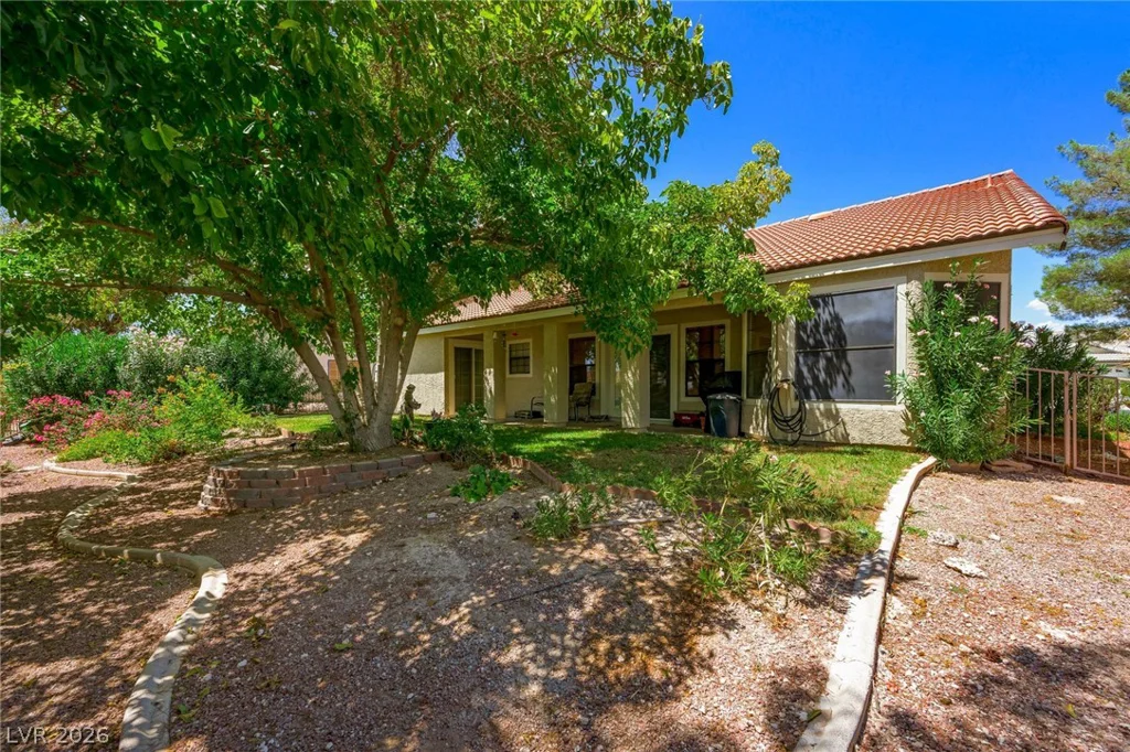 5621 Lost Tree, Las Vegas, NV 89130