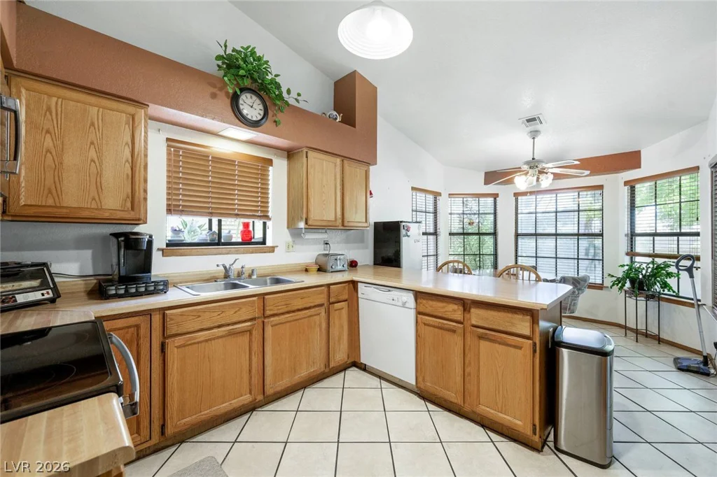 5621 Lost Tree, Las Vegas, NV 89130