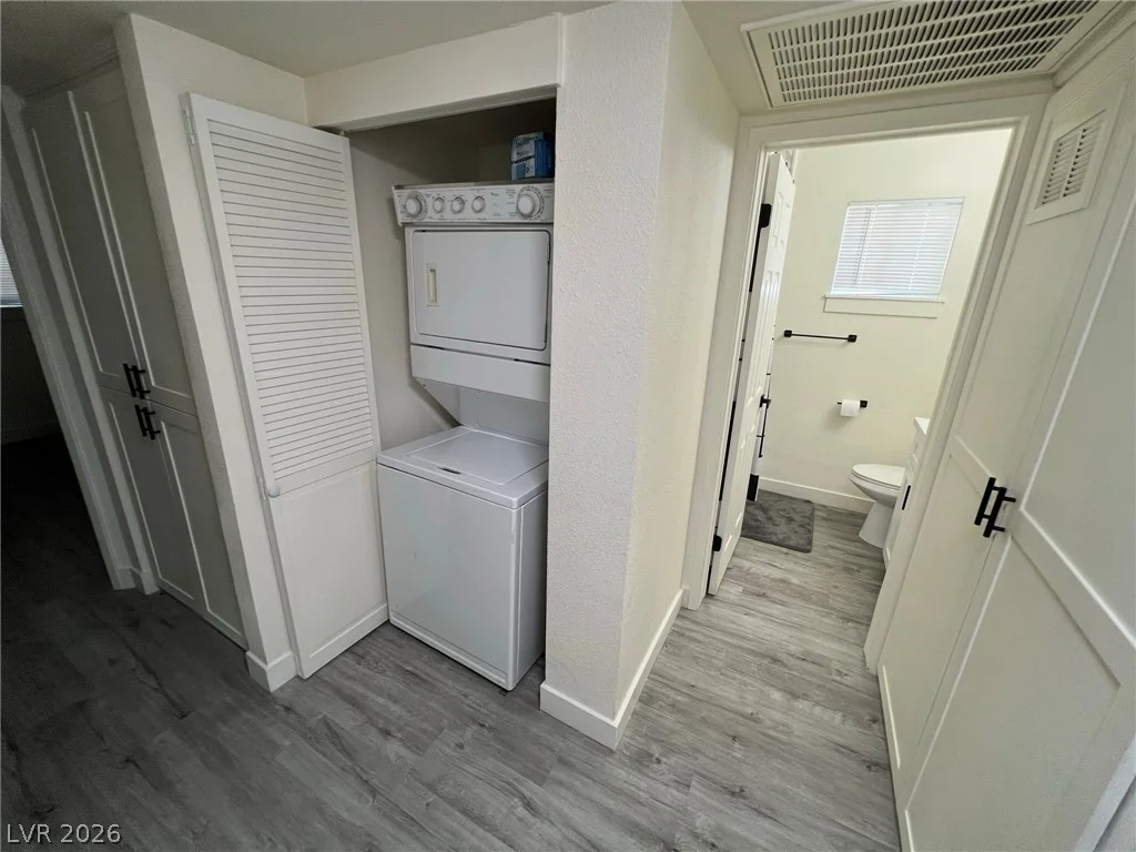 1821 Hassett, Las Vegas, NV 89104