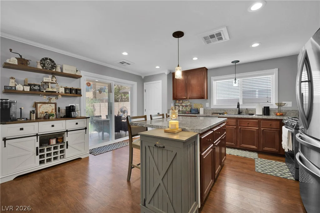 6245 Halstead, North Las Vegas, NV 89081