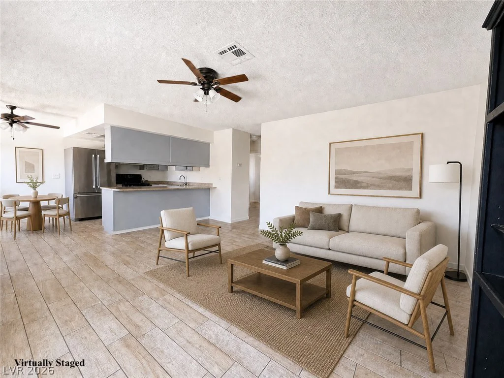 4300 Lamont, Las Vegas, NV 89115