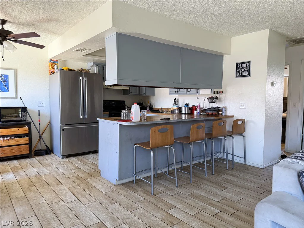 4300 Lamont, Las Vegas, NV 89115
