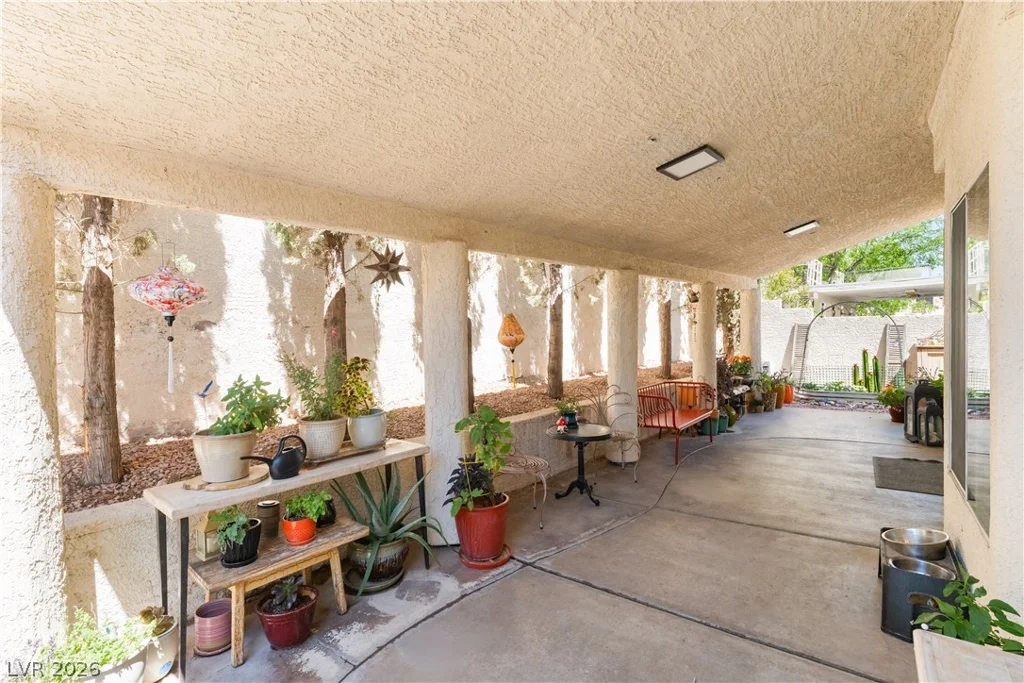2421 Ivy Garden, Las Vegas, NV 89134