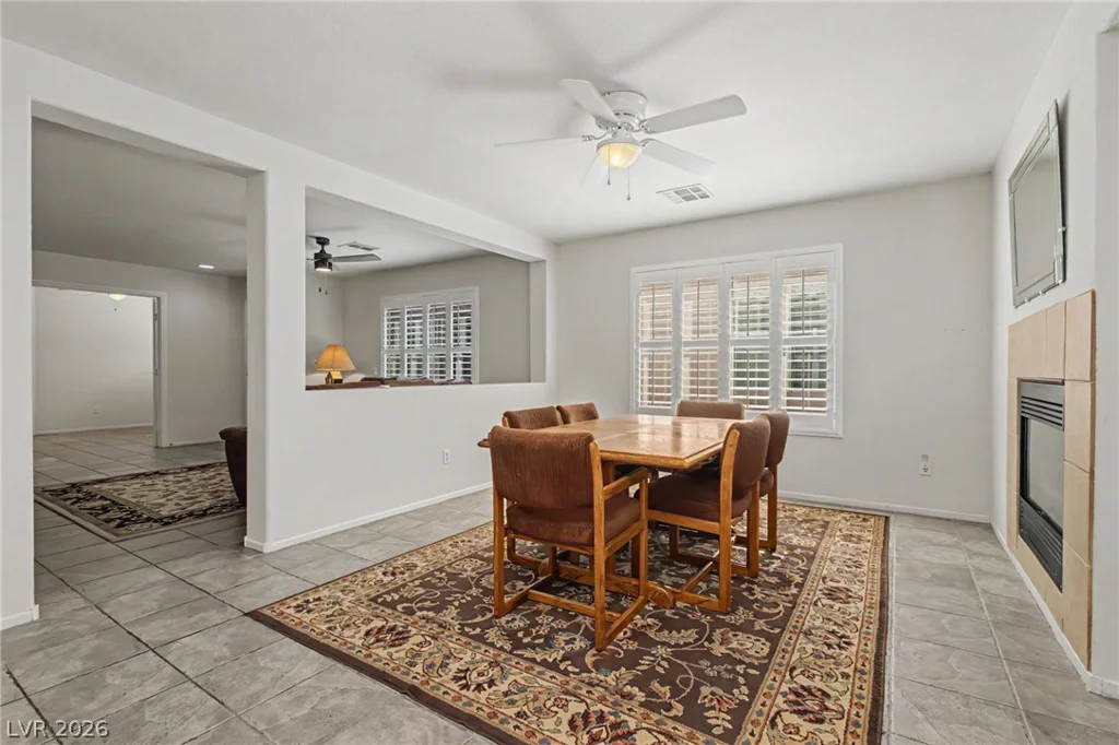 5582 Henshaw, Las Vegas, NV 89118