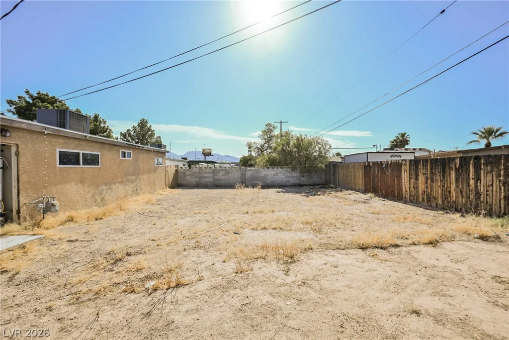 3693 Hilo, Las Vegas, NV 89104