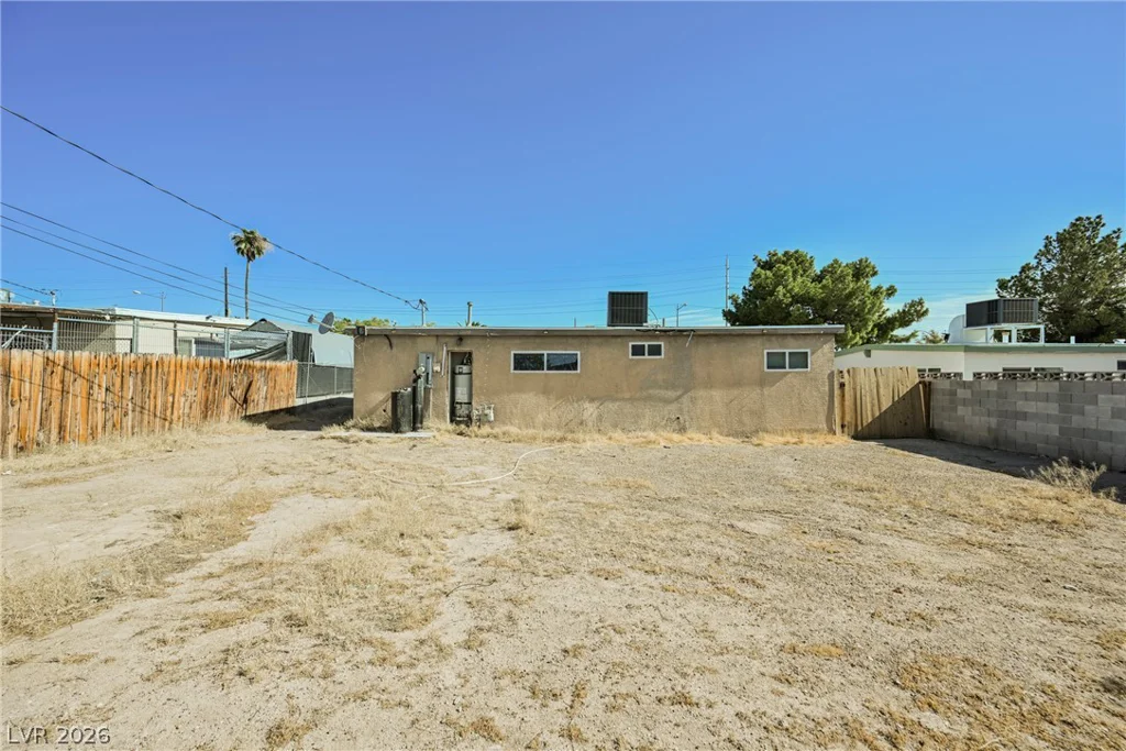 3693 Hilo, Las Vegas, NV 89104