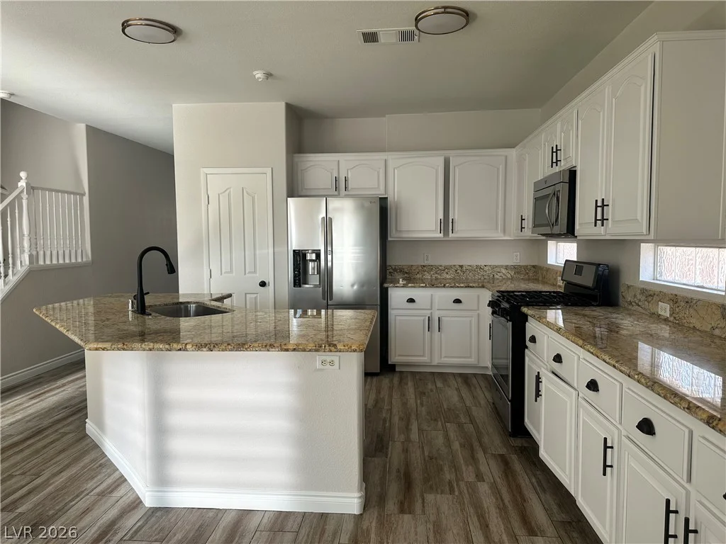 52 Green Hills, Henderson, NV 89012