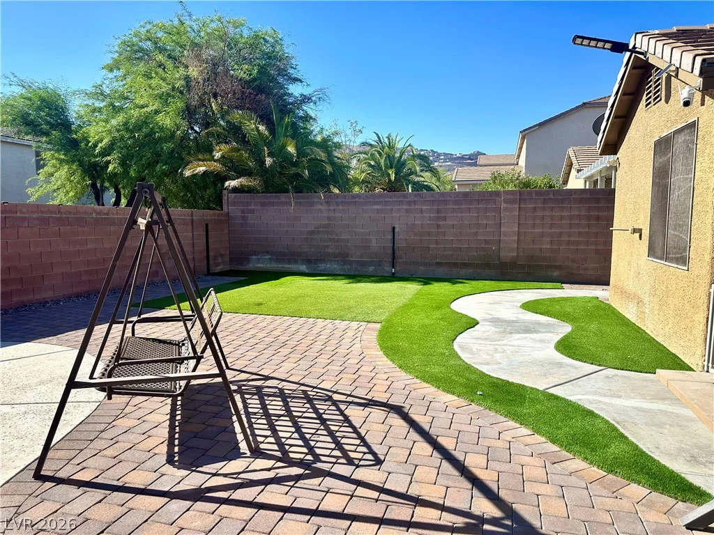 52 Green Hills, Henderson, NV 89012