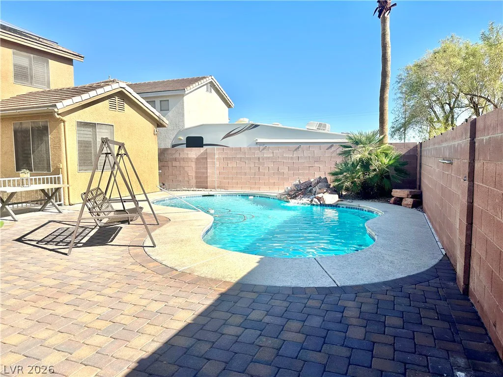 52 Green Hills, Henderson, NV 89012