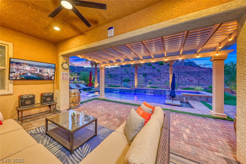 70 Portezza, Henderson, NV 89011