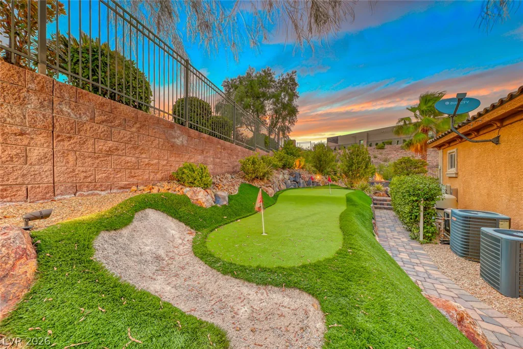 70 Portezza, Henderson, NV 89011