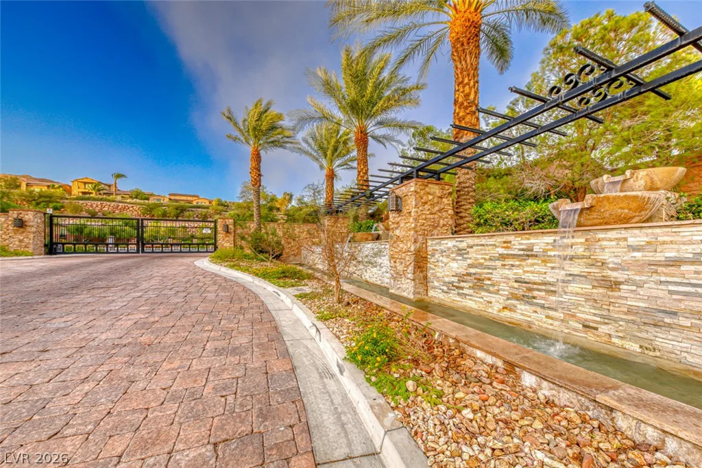 70 Portezza, Henderson, NV 89011