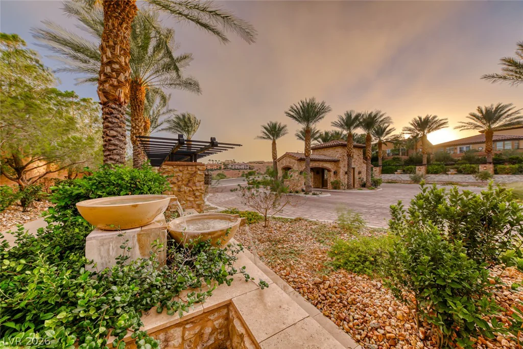 70 Portezza, Henderson, NV 89011