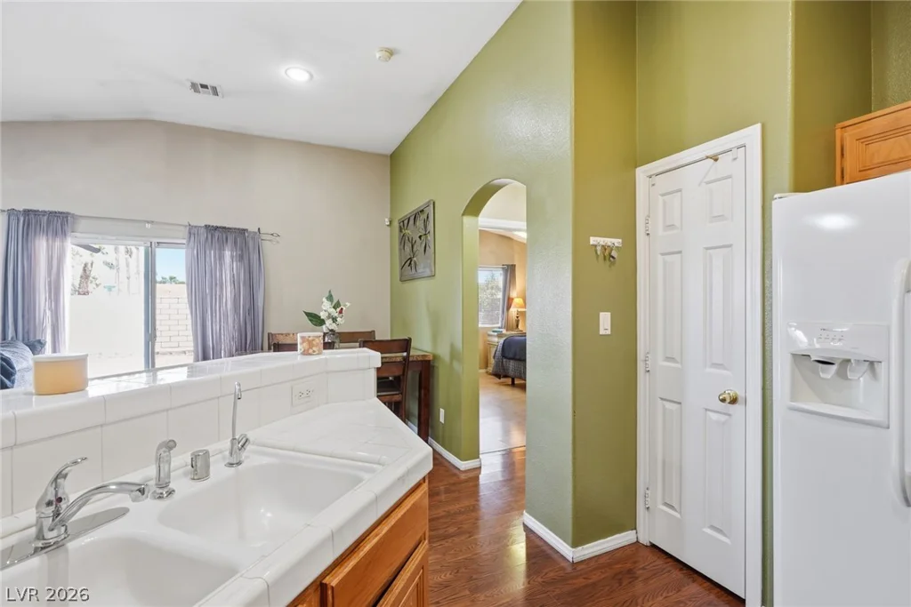 9005 Ivybridge, Las Vegas, NV 89123