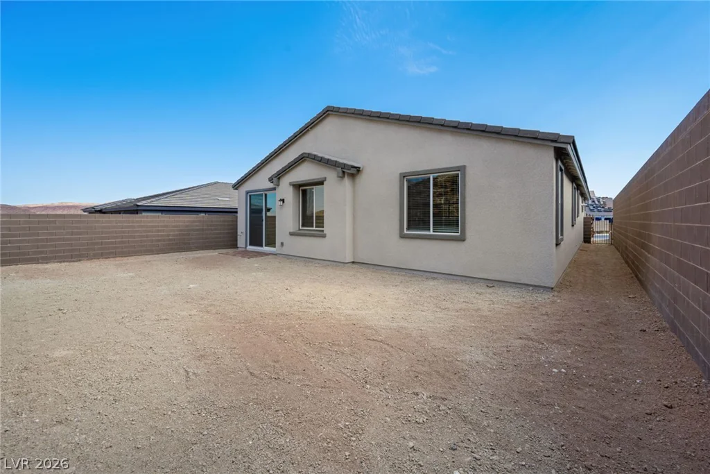 1417 Bianca Falls, Henderson, NV 89011