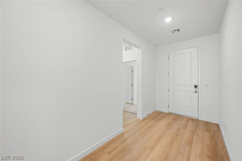 1417 Bianca Falls, Henderson, NV 89011