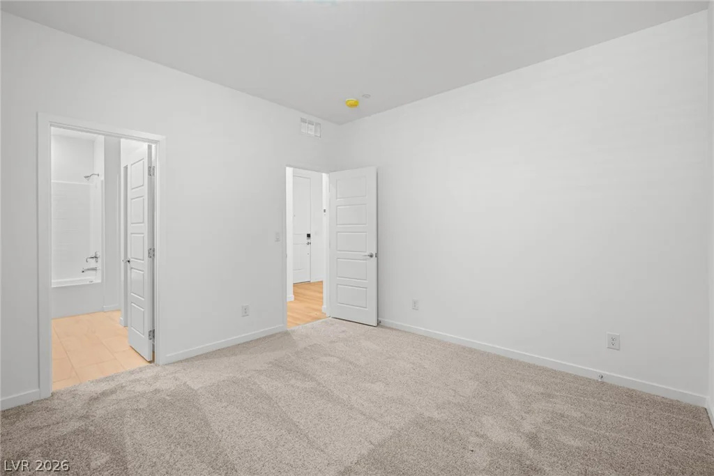 1417 Bianca Falls, Henderson, NV 89011