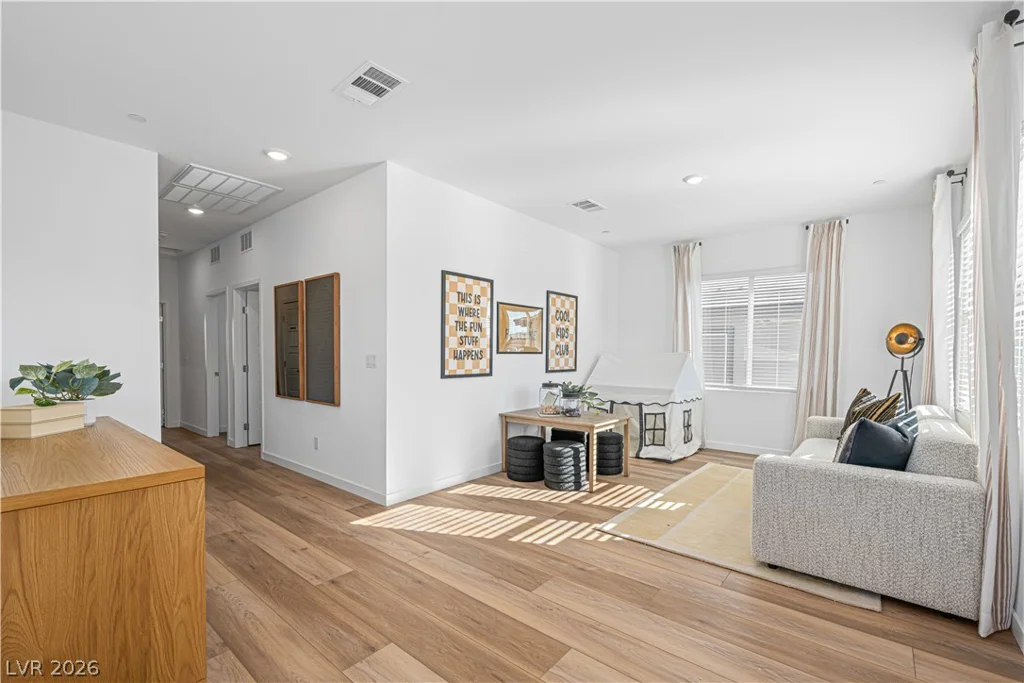 1718 Strada Nathan, Henderson, NV 89011
