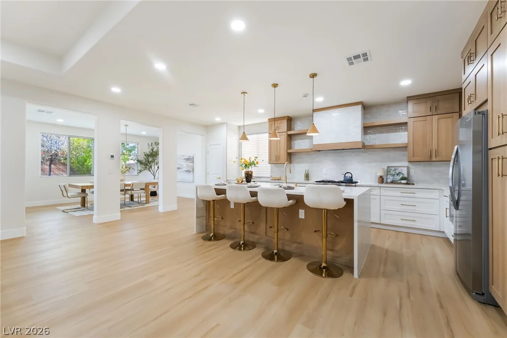 8584 Garnet Lake, Las Vegas, NV 89113