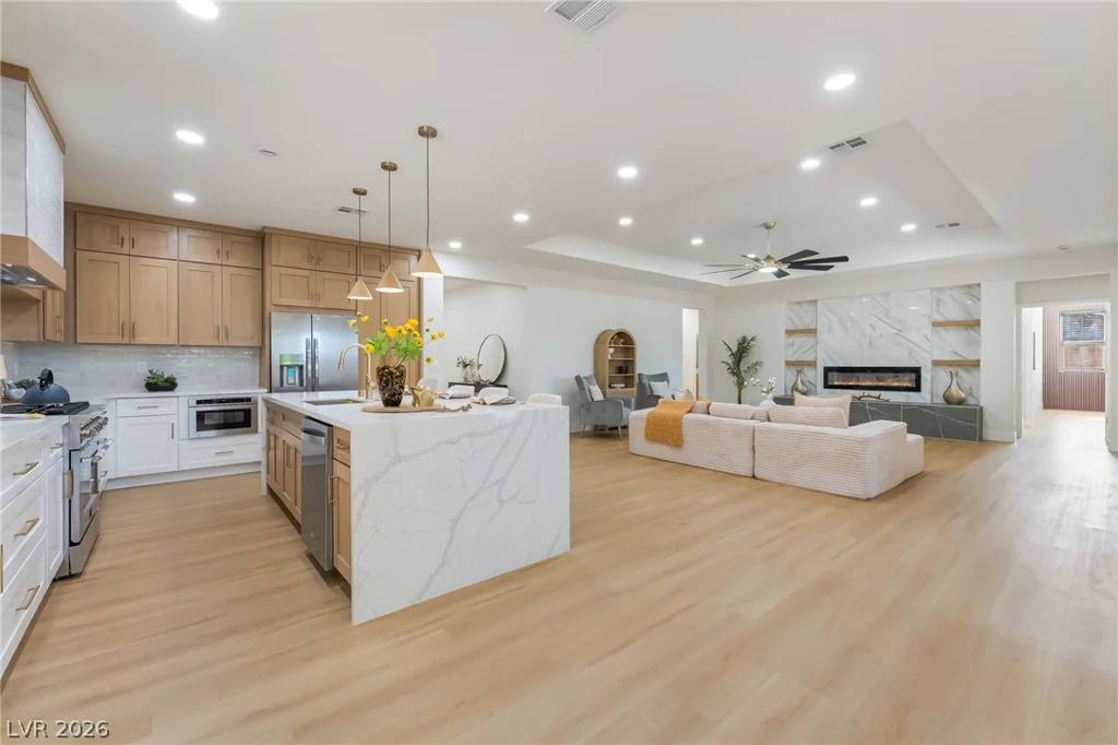 8584 Garnet Lake, Las Vegas, NV 89113