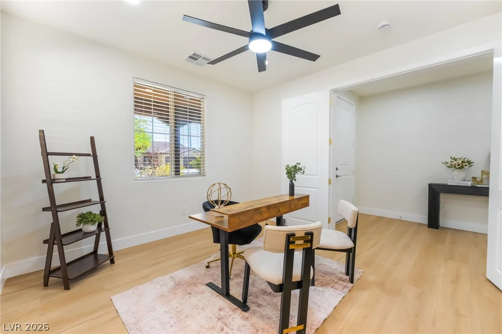 8584 Garnet Lake, Las Vegas, NV 89113