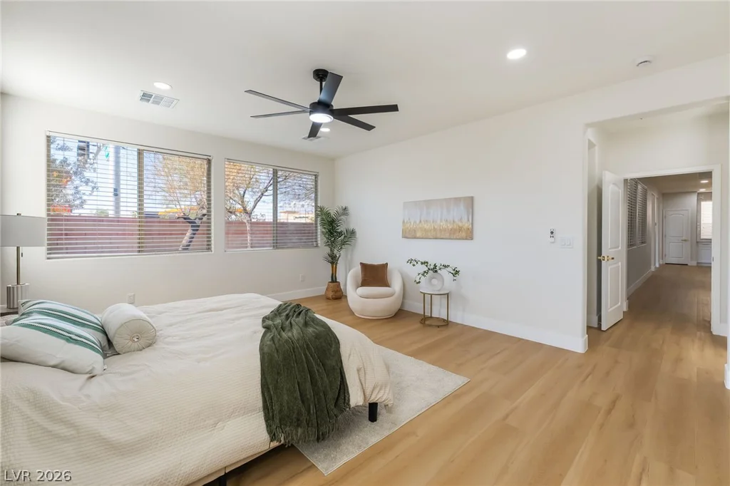 8584 Garnet Lake, Las Vegas, NV 89113