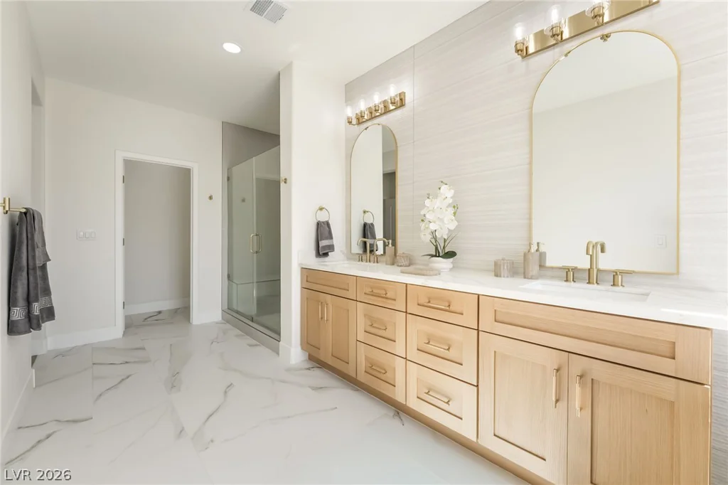8584 Garnet Lake, Las Vegas, NV 89113