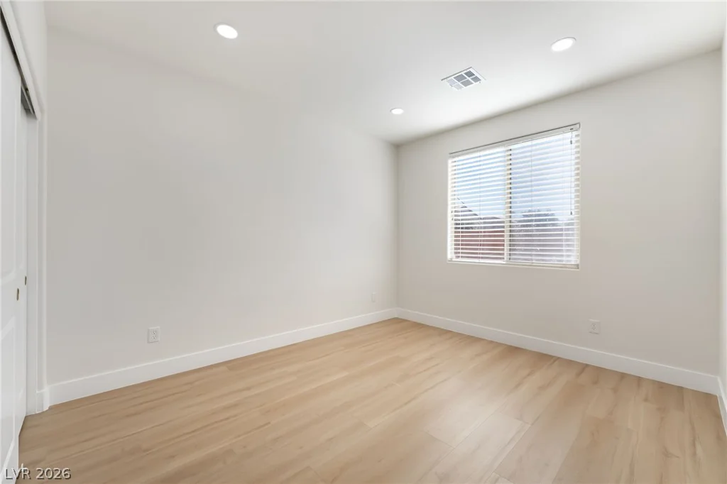 8584 Garnet Lake, Las Vegas, NV 89113