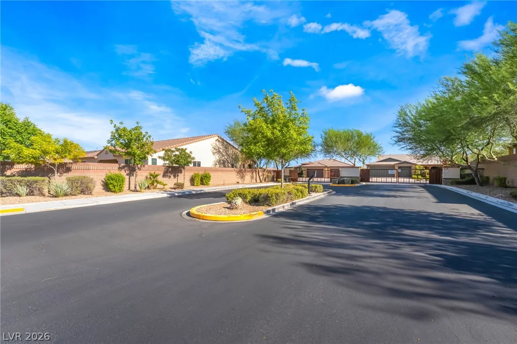 8584 Garnet Lake, Las Vegas, NV 89113