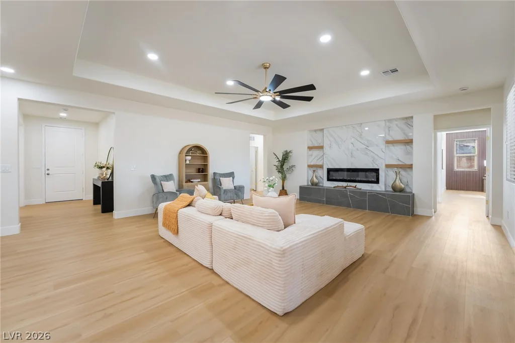 8584 Garnet Lake, Las Vegas, NV 89113