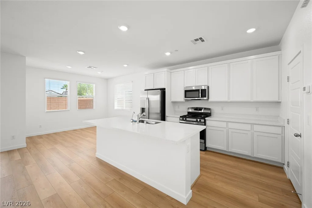 8154 Gusty Brook, Las Vegas, NV 89113