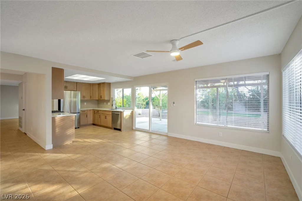 5279 Willowhaven, Las Vegas, NV 89120