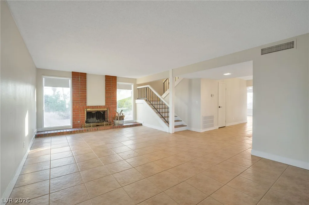 5279 Willowhaven, Las Vegas, NV 89120