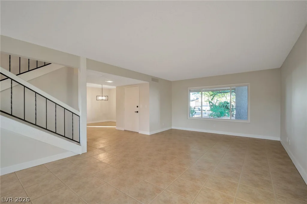 5279 Willowhaven, Las Vegas, NV 89120