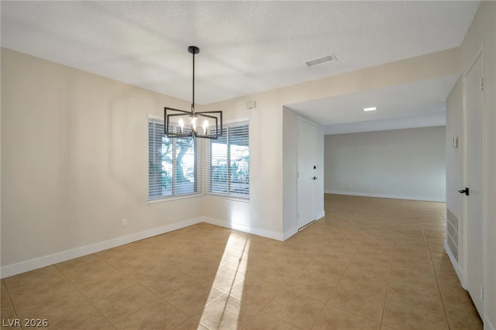 5279 Willowhaven, Las Vegas, NV 89120