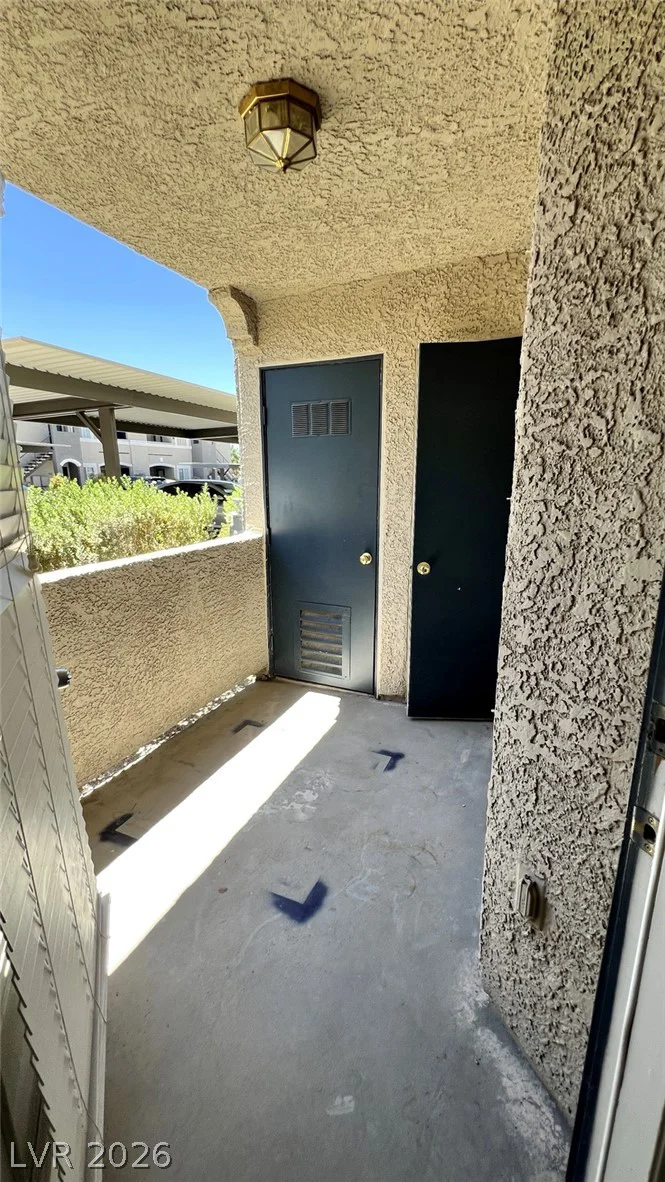 10245 Maryland, Las Vegas, NV 89183