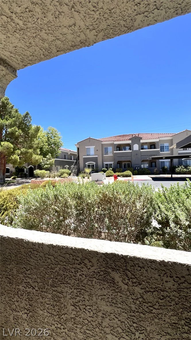10245 Maryland, Las Vegas, NV 89183