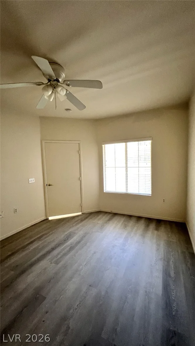 10245 Maryland, Las Vegas, NV 89183