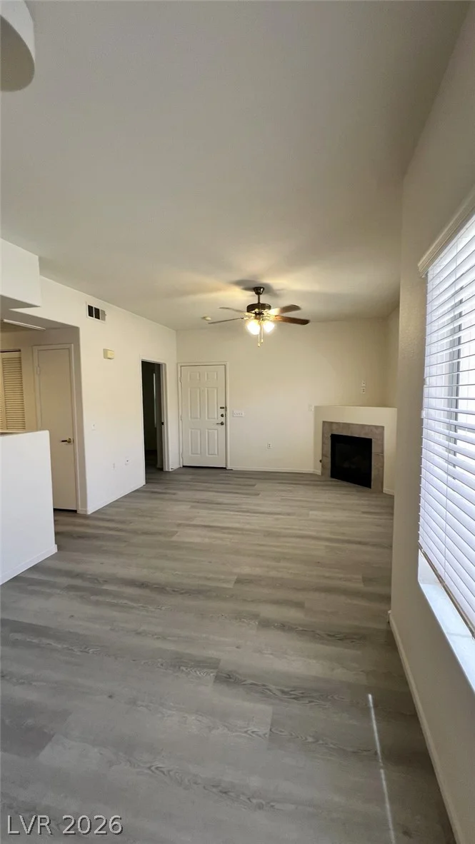10245 Maryland, Las Vegas, NV 89183