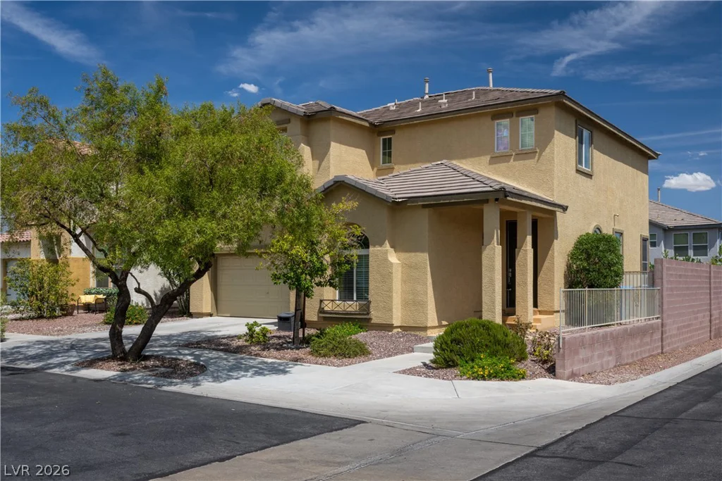 8900 Ochoa, Las Vegas, NV 89143