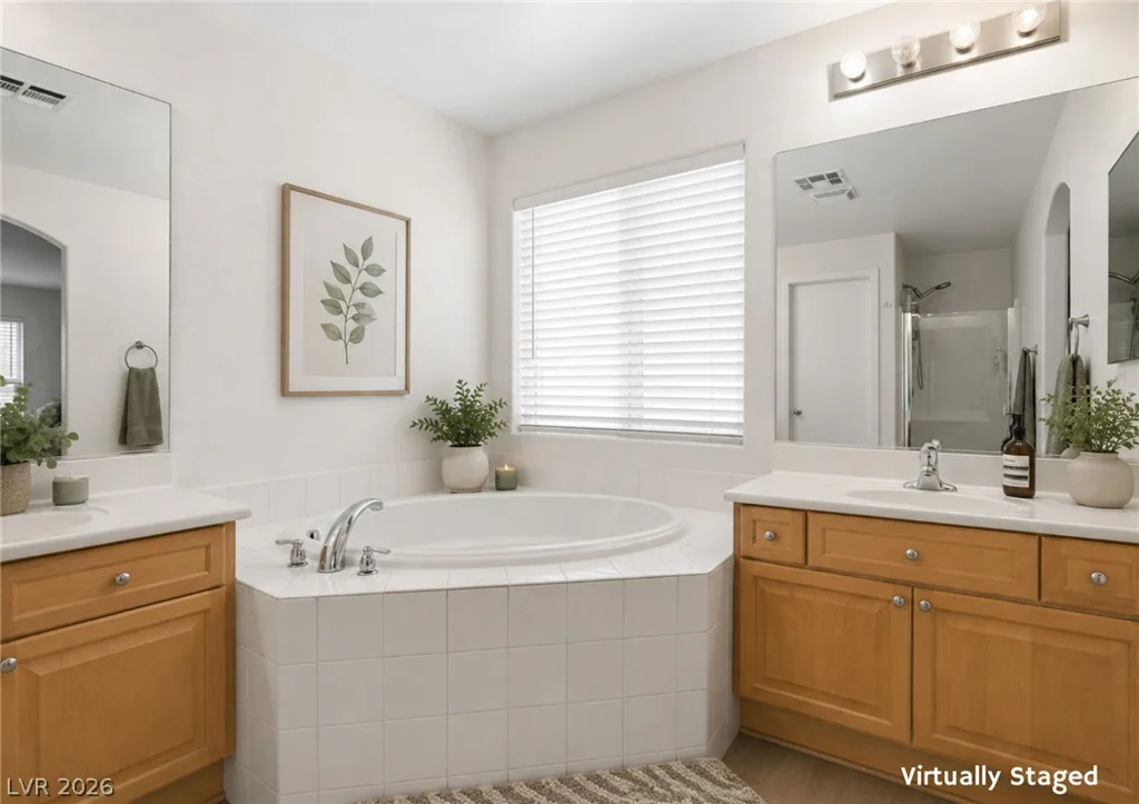 8900 Ochoa, Las Vegas, NV 89143