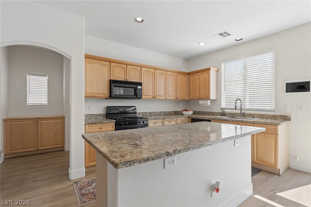 8900 Ochoa, Las Vegas, NV 89143