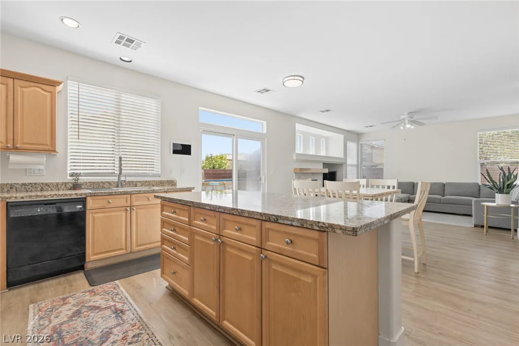 8900 Ochoa, Las Vegas, NV 89143